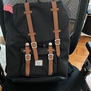 Herschel backpack like new!